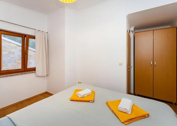 Cozy In Modric With Wifi Apartmán Rovanjska