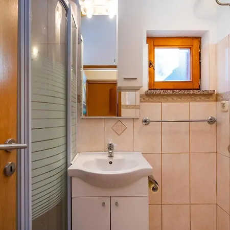 Awesome In Modric With Kitchen Apartment Rovanjska