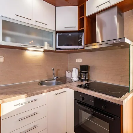Awesome In Modric With Kitchen